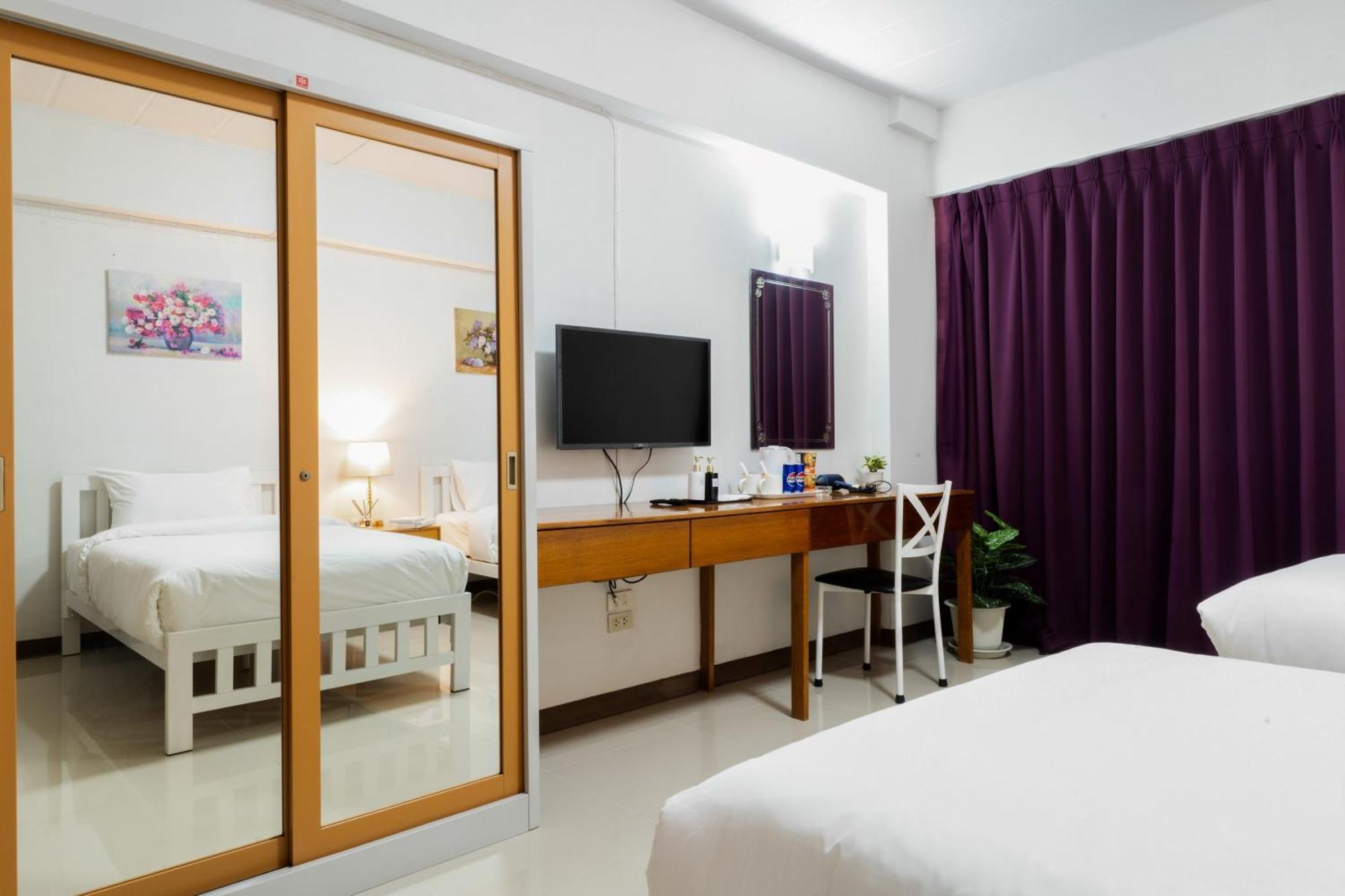 Nicha Residence Hotel กรุงเทพมหานคร ภายนอก รูปภาพ